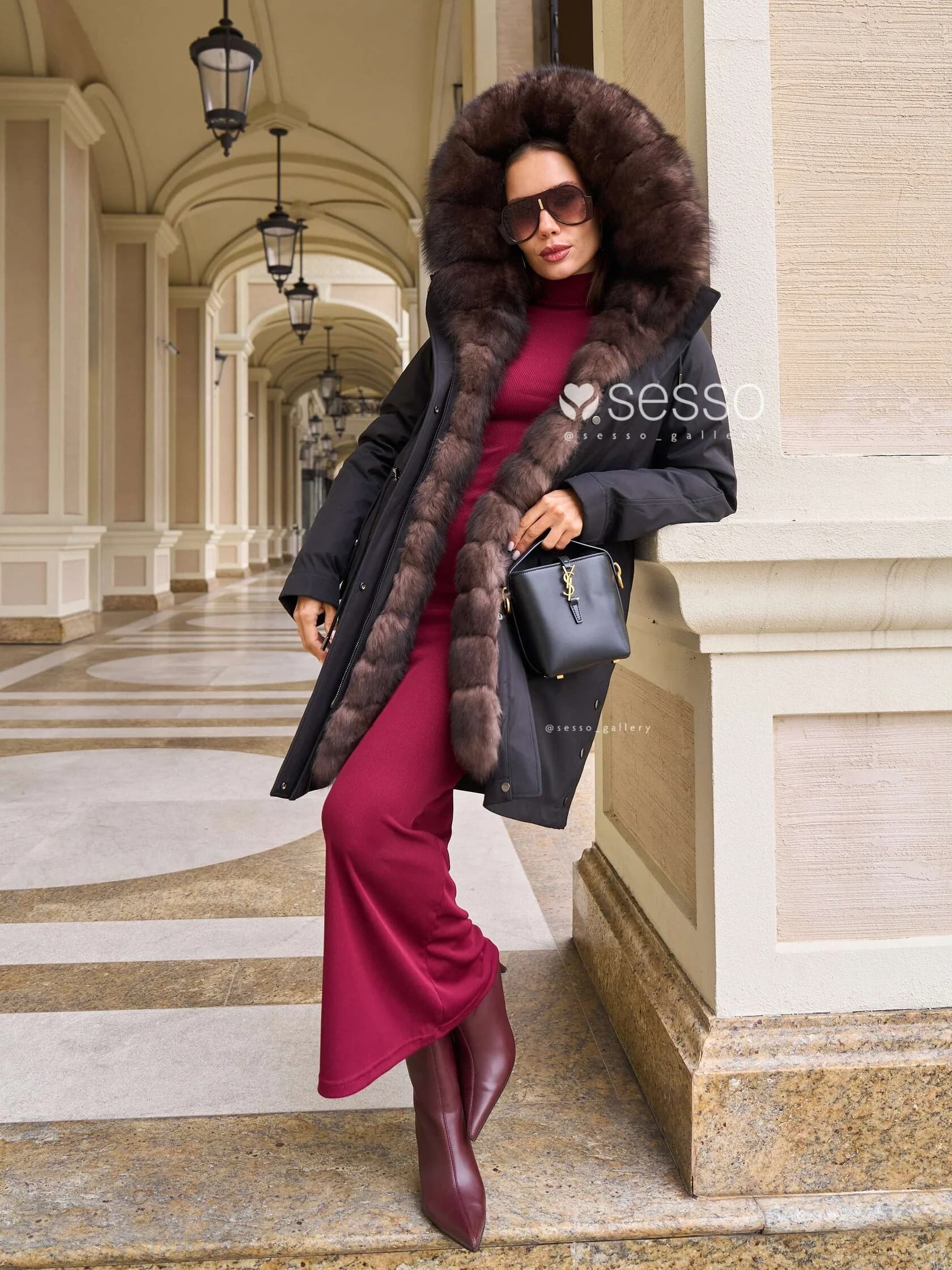 Парка Cecile в черном цвете с мехом финского песца под соболя